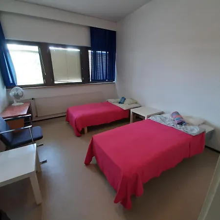 迷你汽车旅馆 汽车旅馆 3*